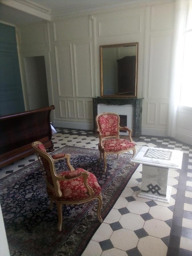 Chateau De Maucouvent Challuy Exterior photo